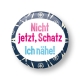 Nicht jetzt, Schatz. Ich nähe!